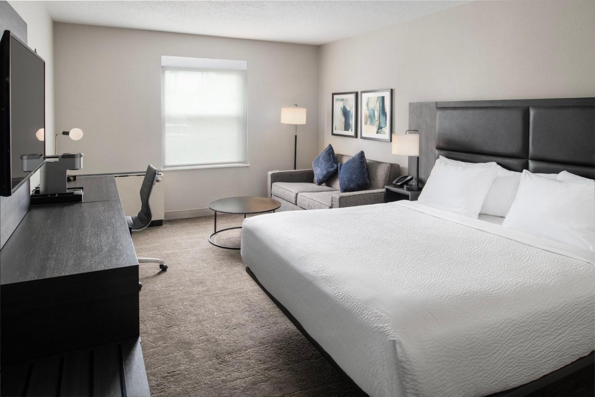 Hotel Express - Downtown By Ihg